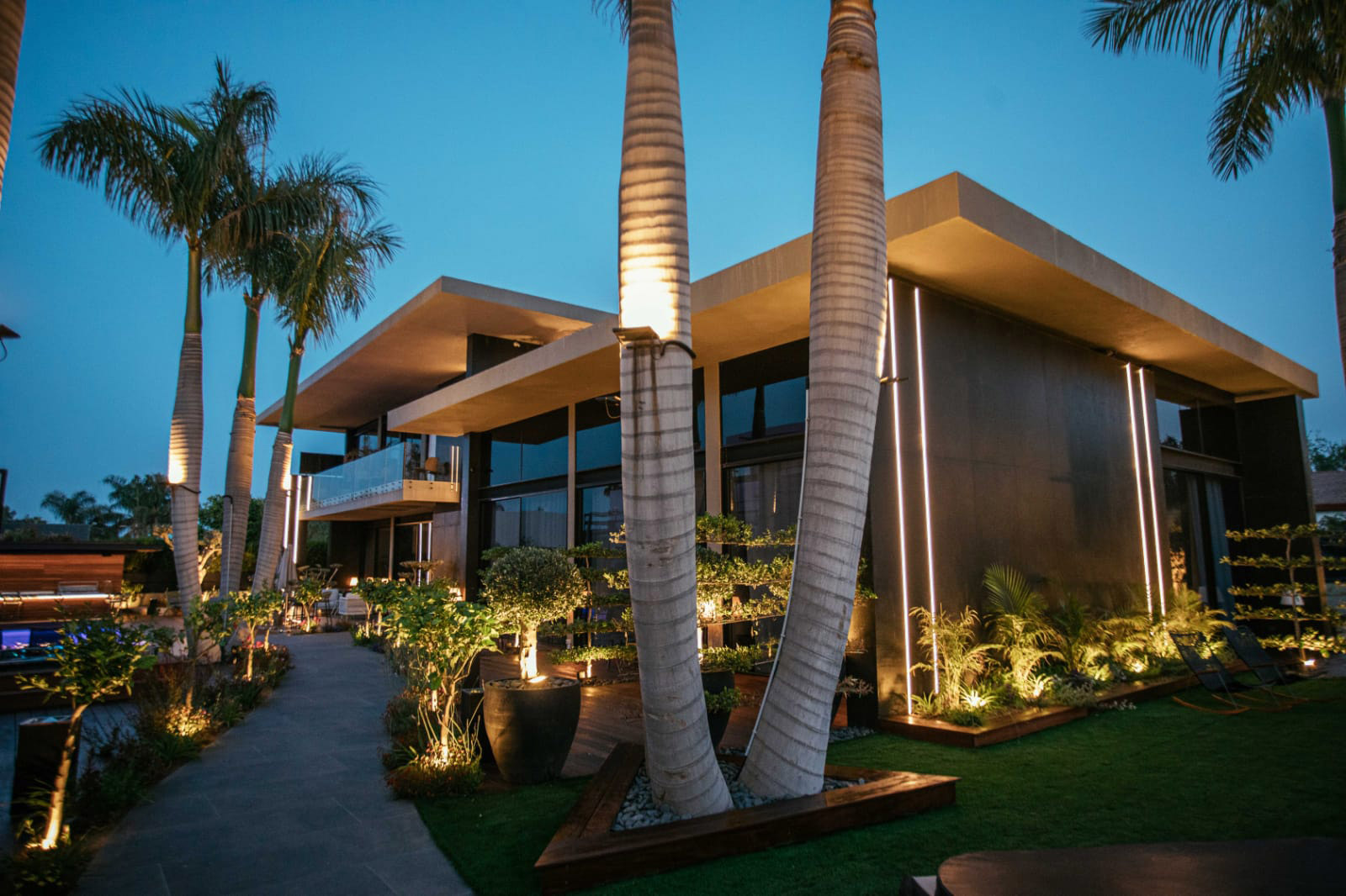 ראשית-וילה-ספייס-ריזורט